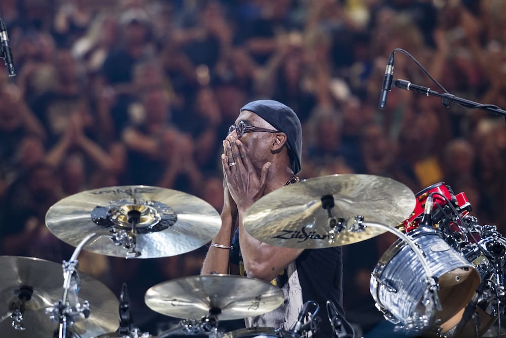 Omar Hakim at Taylor Hawkins Tribute Concert Kia Forum