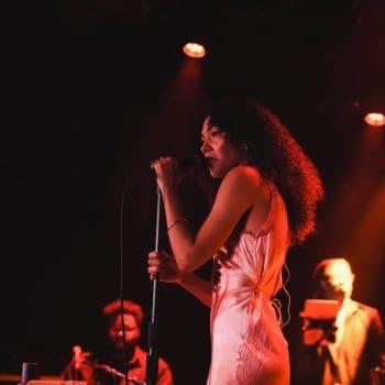 Olivia Dean at the Echoplex by Asha Moné