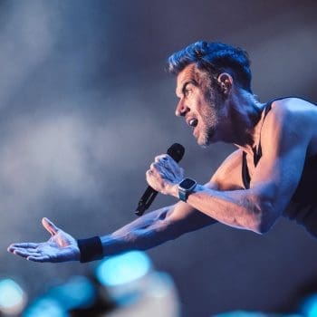 311 at Almost Acoustic Christmas by Lilly Duran