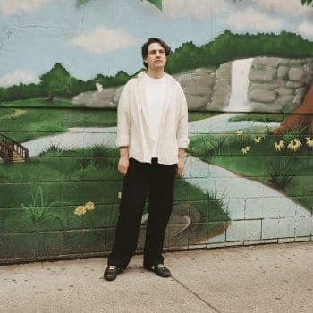 Alex Bloom press photo