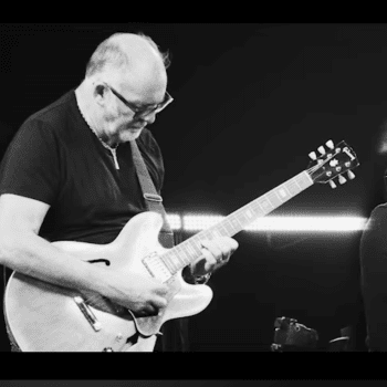 Portishead Together For Palestine performance of Roads